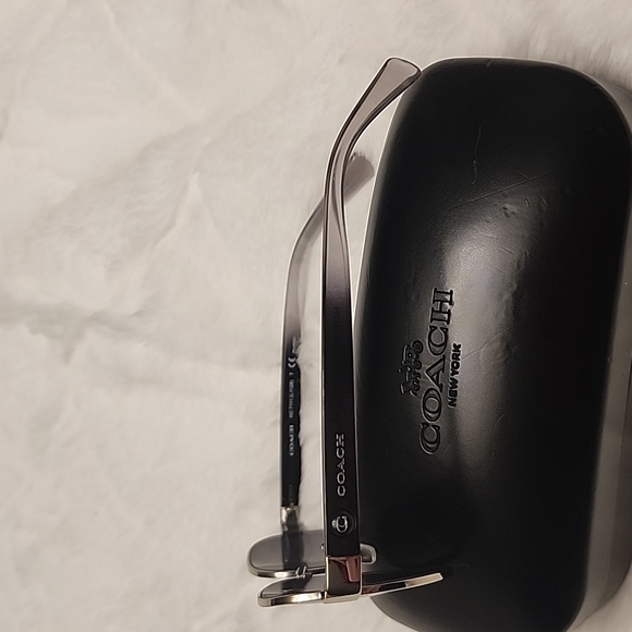 Coach Aviator Style Sunglasses - Picture 3 of 4